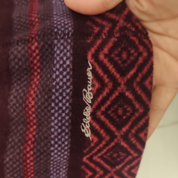 Eddie Bauer Quarter Zip Burgundy & Purple Soft Pullover Size Small - Picture 3 of 7
